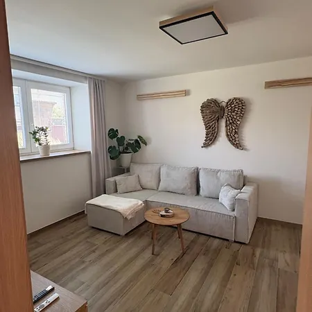 Azyl Na Statku 5 Pardubice